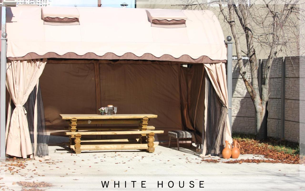 הוילה טביליסי White House מראה חיצוני תמונה